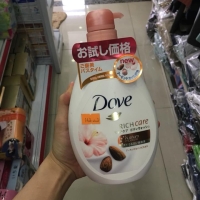 Sữa tắm Dove hạnh nhân